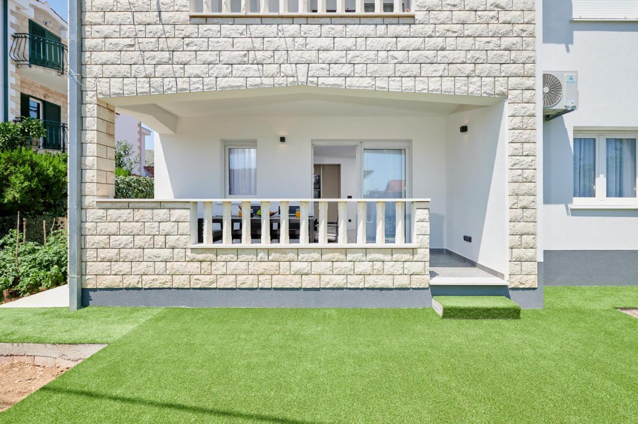 Apartment Elli Trogir Exterior photo